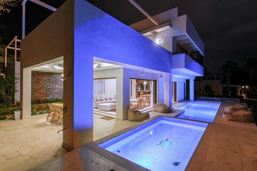 Steps To Best Beach Unica 6bedroom Villa Playa del Carmen
