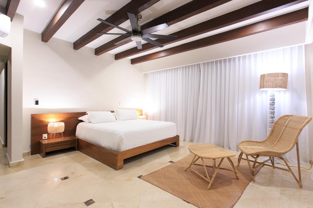 Villa Steps To Best Beach Unica 6bedroom Playa del Carmen