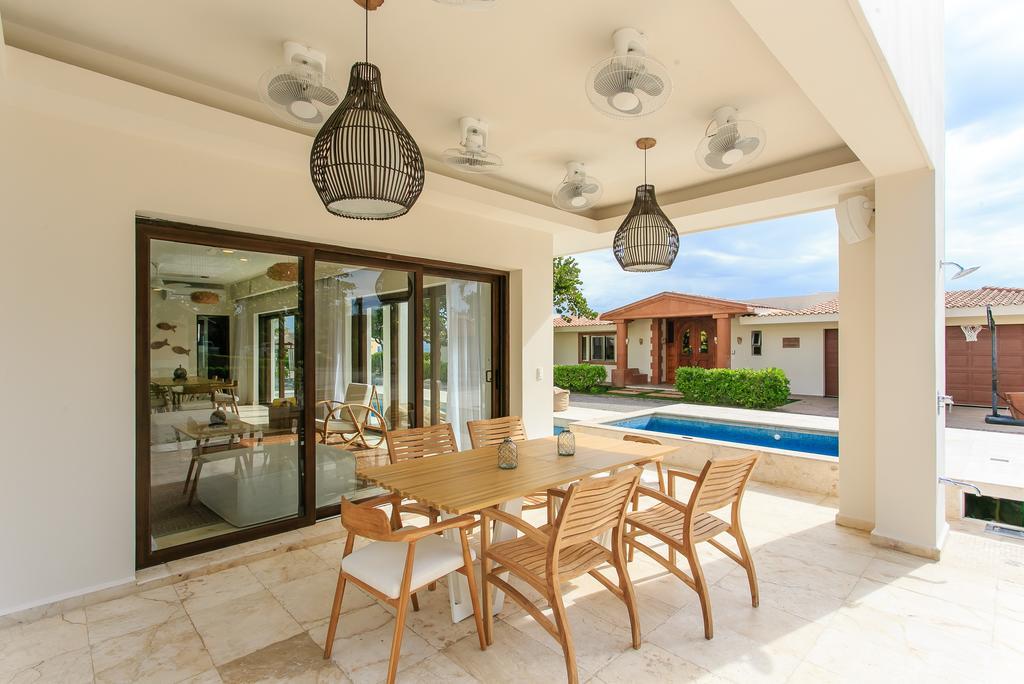 Steps To Best Beach Unica 6bedroom