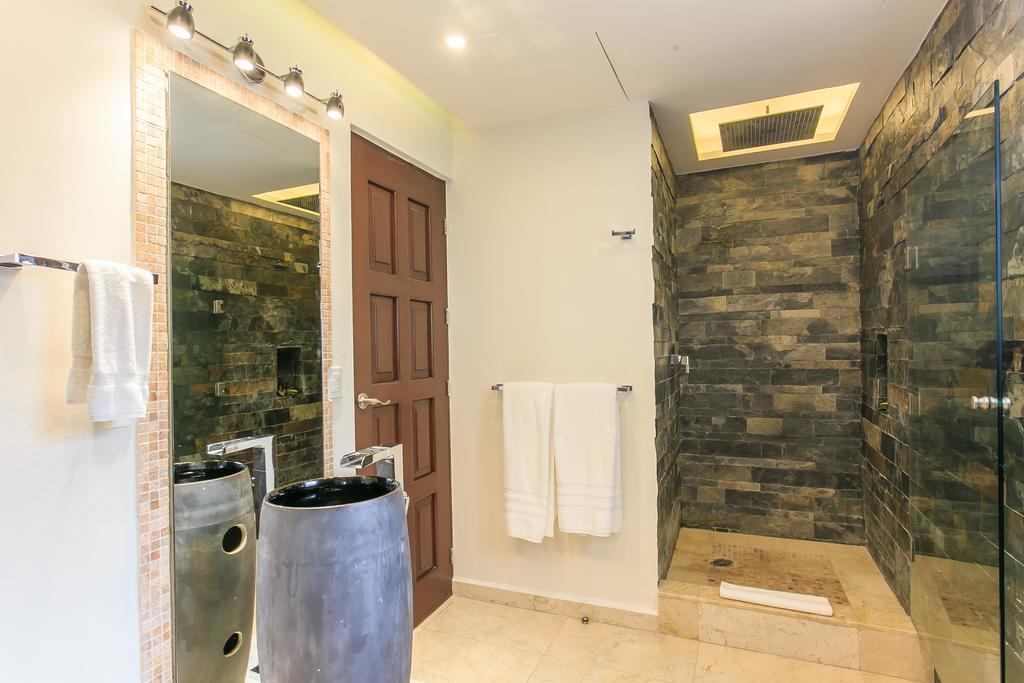 Villa Steps To Best Beach Unica 6bedroom Playa del Carmen