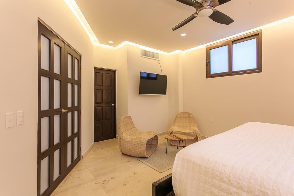 Steps To Best Beach Unica 6bedroom Villa Playa del Carmen
