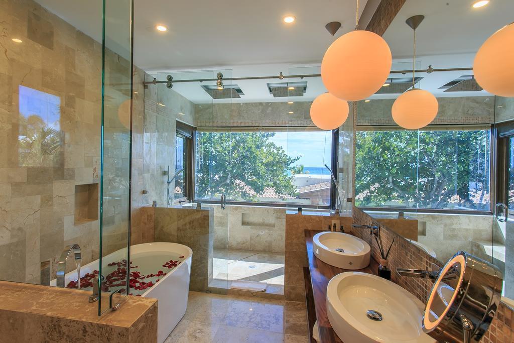 Villa Steps To Best Beach Unica 6bedroom Playa del Carmen